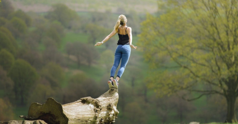 25 Powerful Quotes To Supercharge Your Success Featured Image